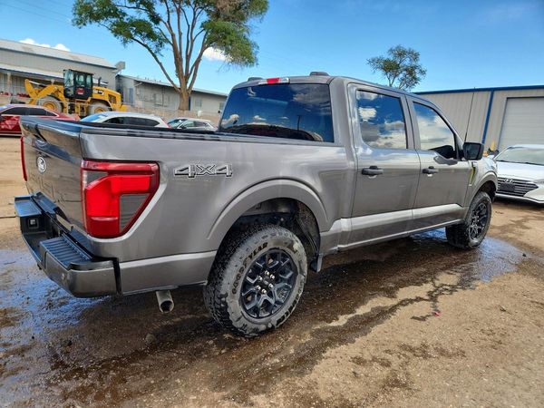 2025 FORD F150 STX