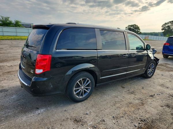 2017 DODGE GRAND CARAVAN