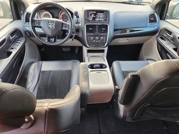 2017 DODGE GRAND CARAVAN