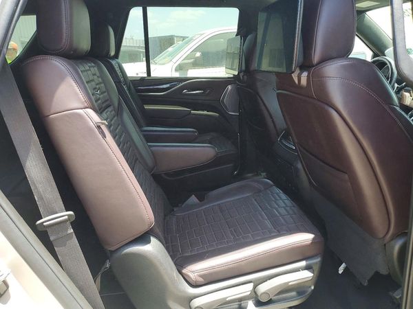 2022 CADILLAC ESCALADE Sport Platinum