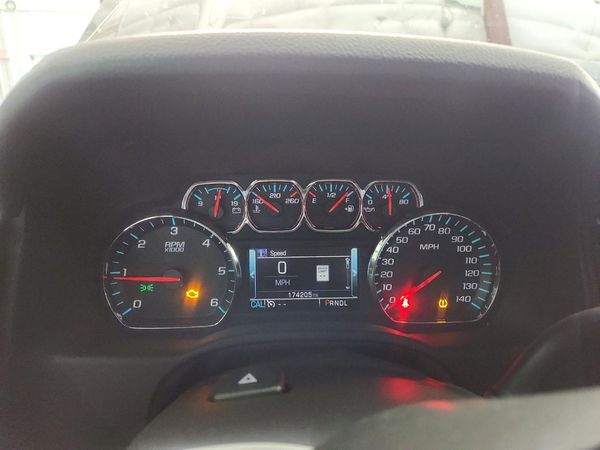 2017 CHEVROLET SUBURBAN Premier