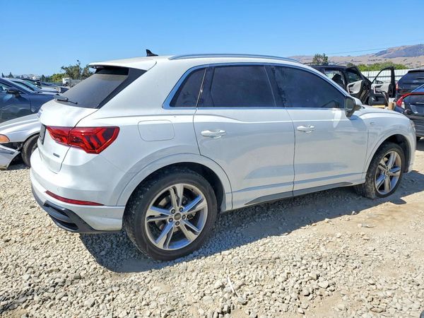 2021 AUDI Q3