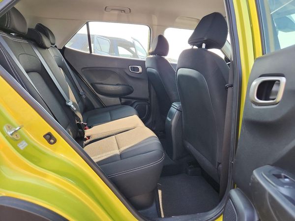 2020 HYUNDAI VENUE SEL, Denim