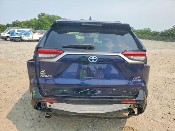2021 TOYOTA RAV4 XSE HV