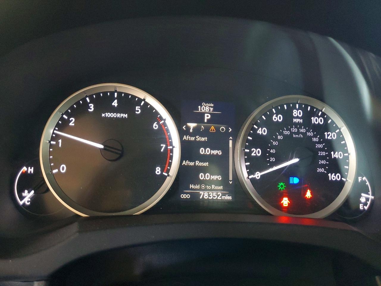 2016 LEXUS IS 200t