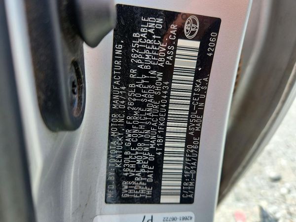 2014 TOYOTA CAMRY