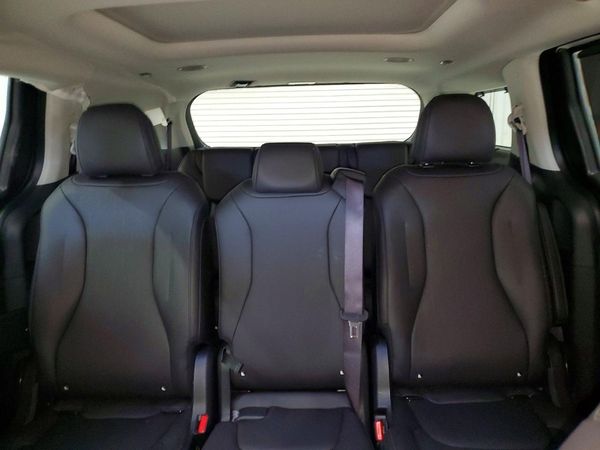 2026 KIA CARNIVAL HYBRID SX, SX Prestige