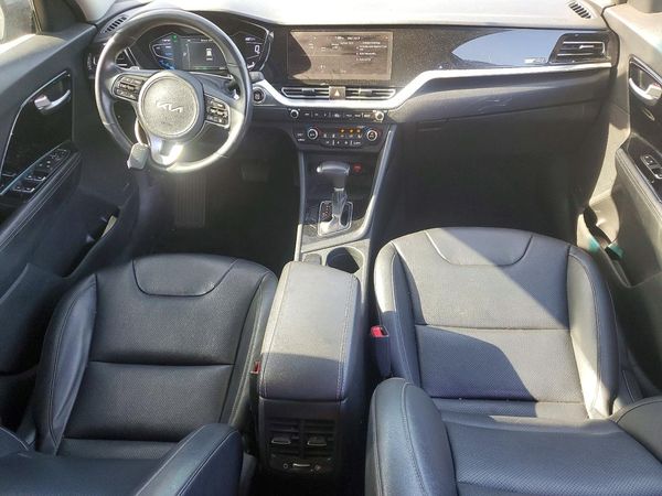 2022 KIA NIRO Touring Special Edition
