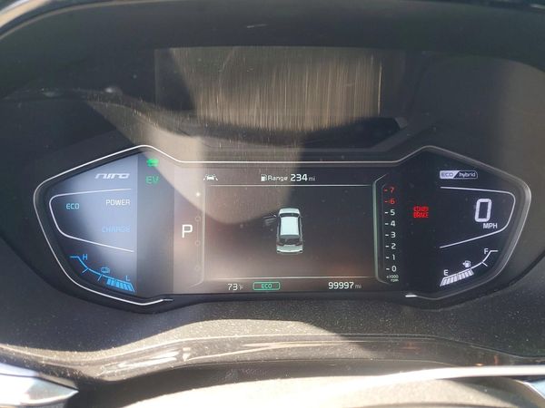 2022 KIA NIRO Touring Special Edition