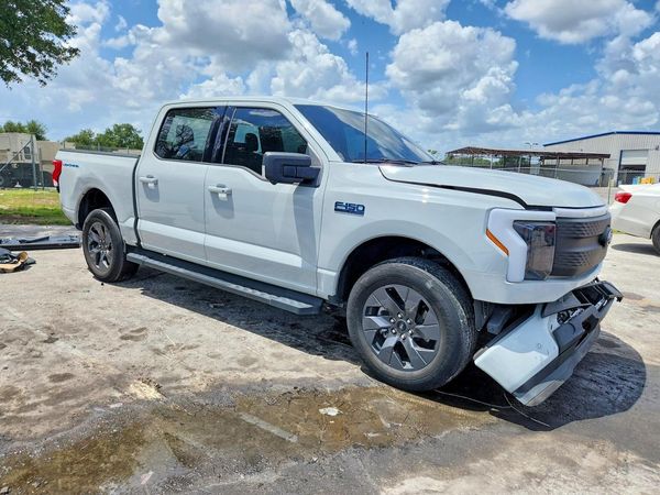 2024 FORD F150