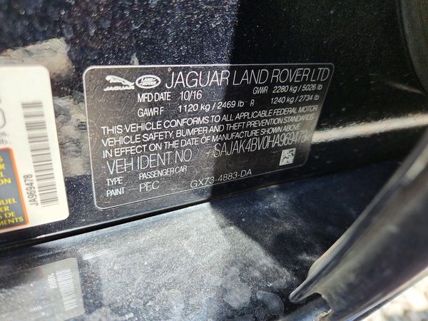 2017 JAGUAR XE Prestige