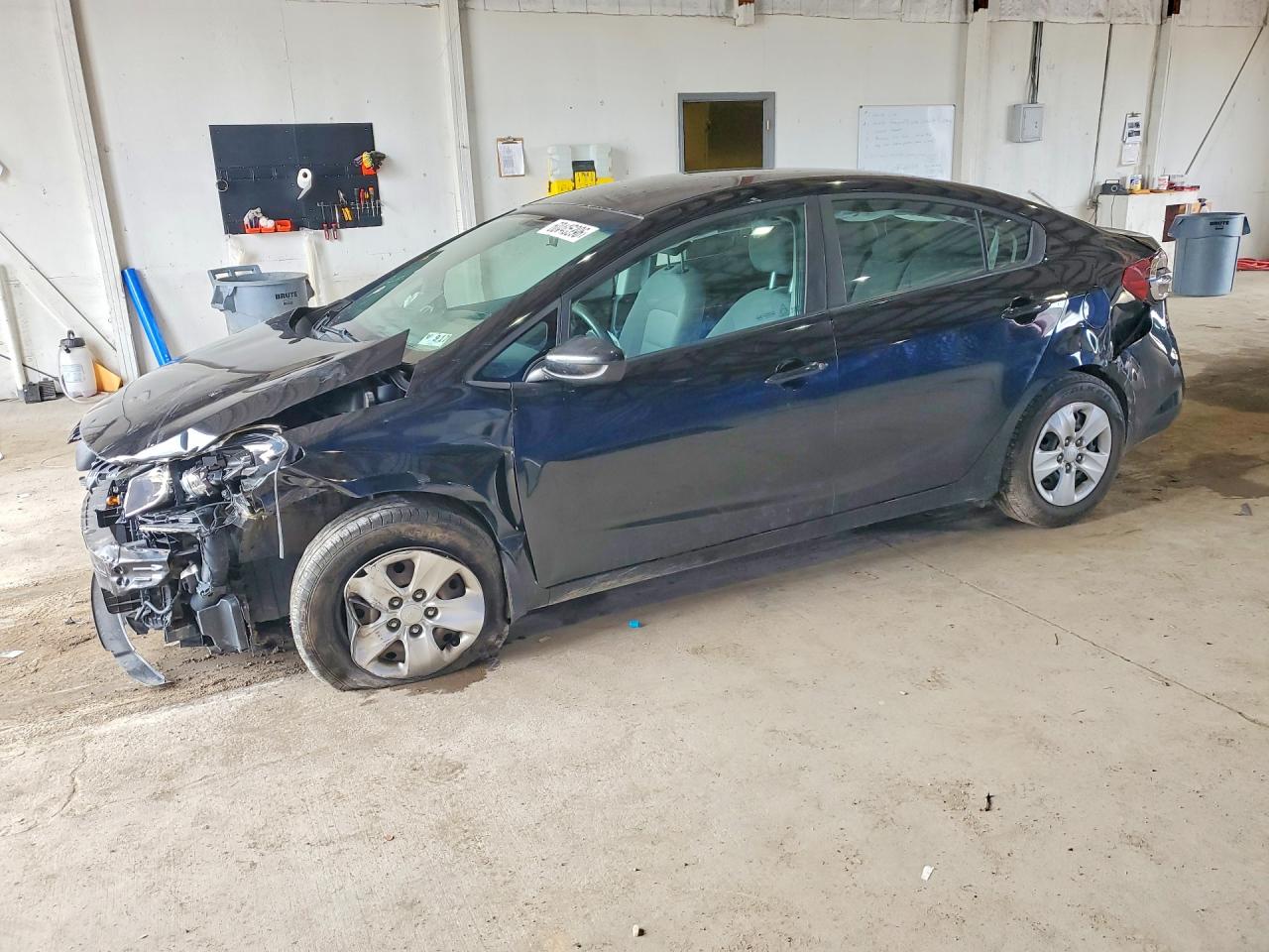 2017 KIA FORTE LX Base