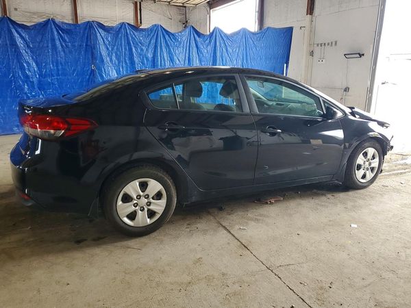 2017 KIA FORTE LX Base