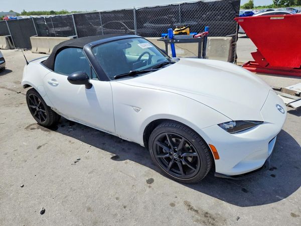 2019 MAZDA MX-5 MIATA Club (Soft Top)