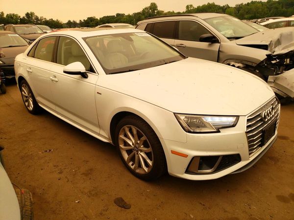 2019 AUDI A4 quattro Premium