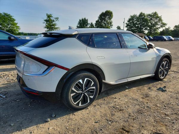 2024 KIA EV6