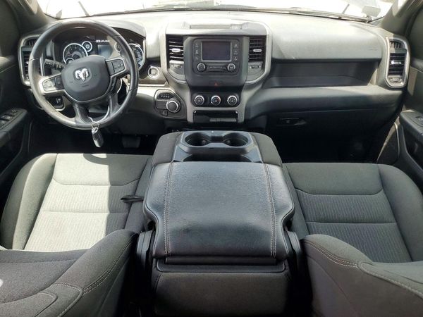 2024 RAM 1500 TRADESMAN QUAD CAB 4X2