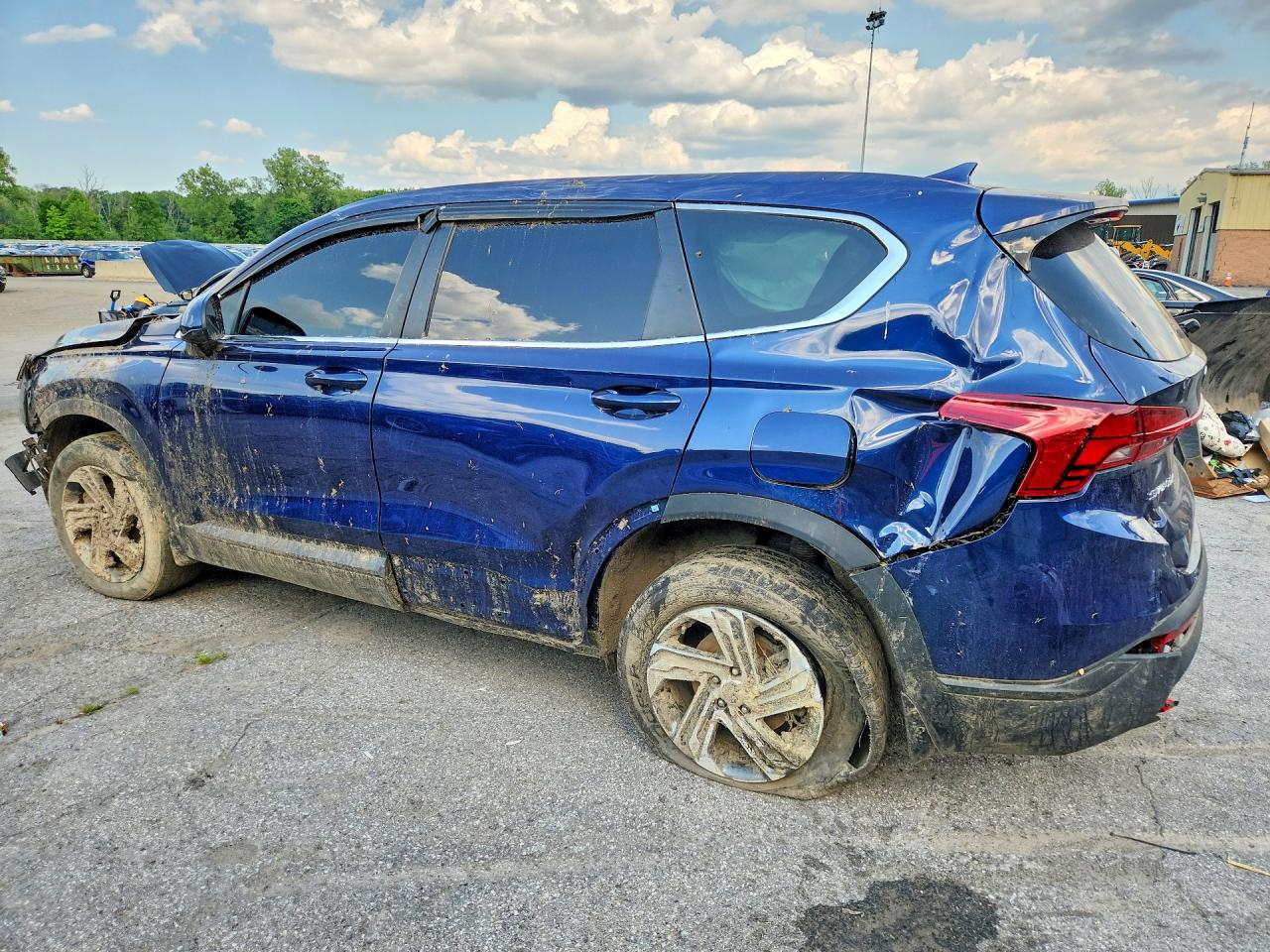 2022 HYUNDAI SANTA FE SE