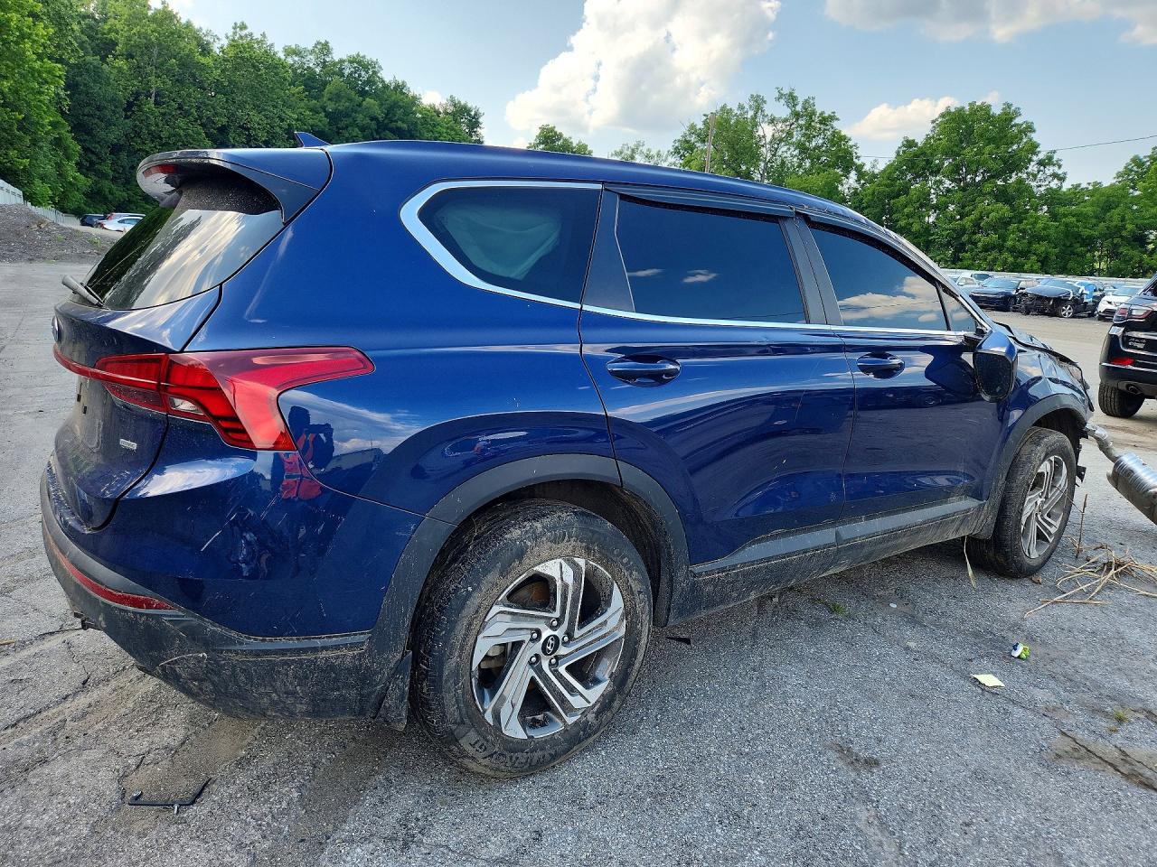 2022 HYUNDAI SANTA FE SE