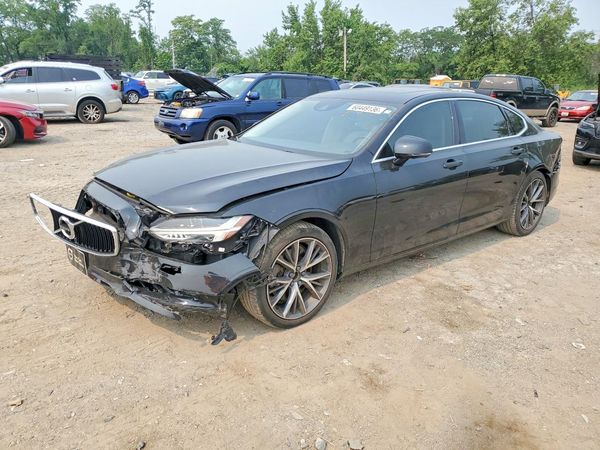2018 VOLVO S90
