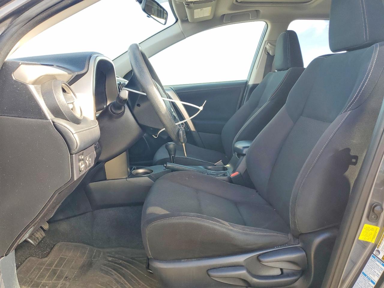 2015 TOYOTA RAV4 XLE (M Grade)