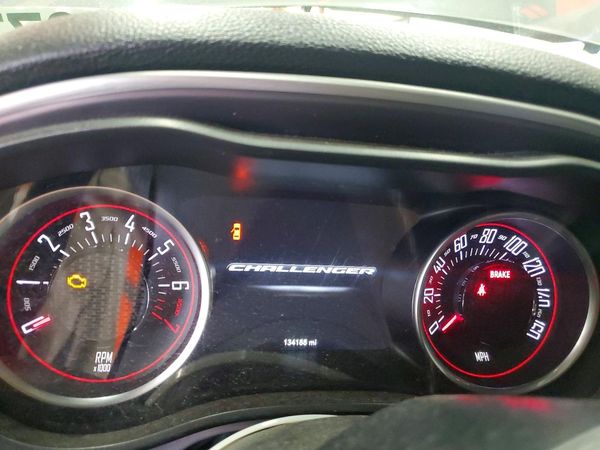 2019 DODGE CHALLENGER SXT