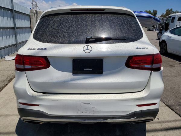 2019 MERCEDES-BENZ GLC GLC 300-4M