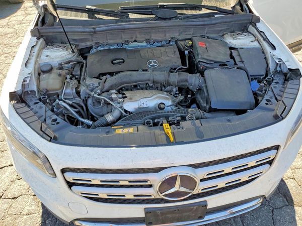2021 MERCEDES-BENZ GLB GLB250