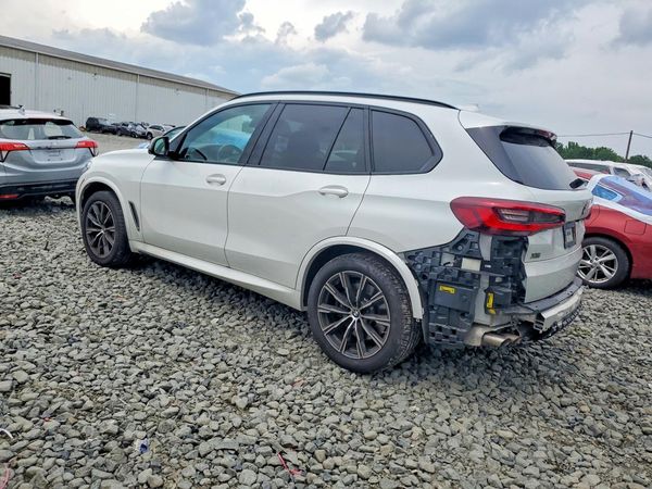2021 BMW X5 M50i