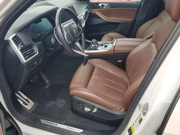 2021 BMW X5 M50i
