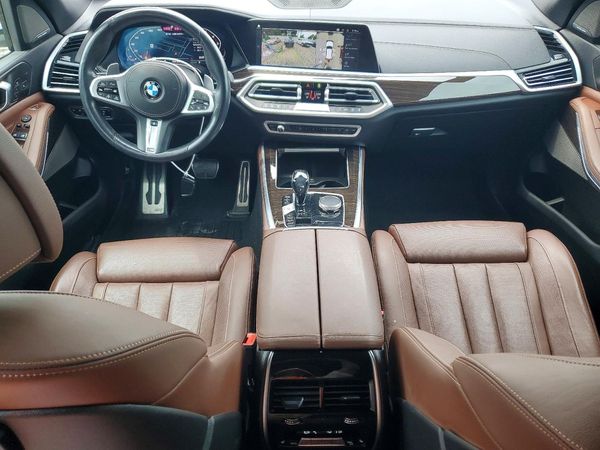 2021 BMW X5 M50i
