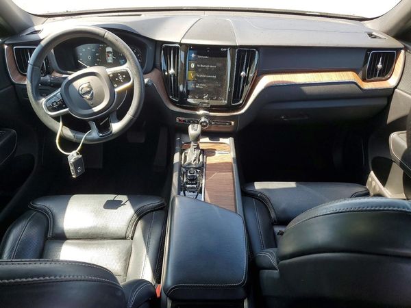 2018 VOLVO XC60 Inscription