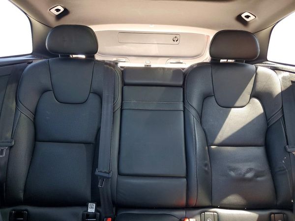 2018 VOLVO XC60 Inscription