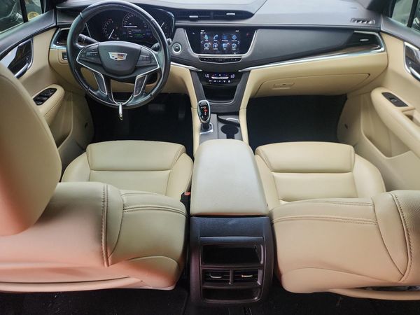 2018 CADILLAC XT5