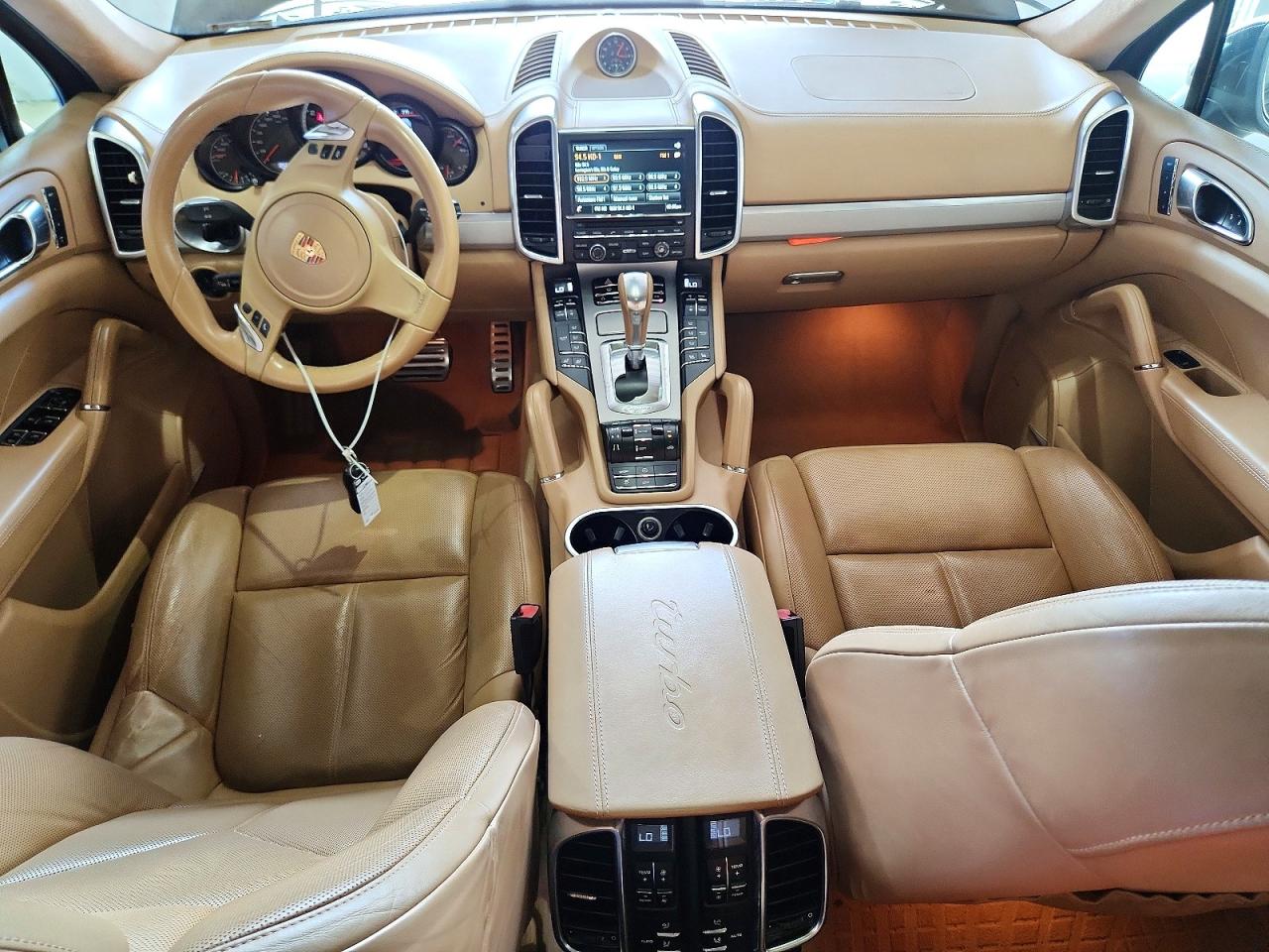 2013 PORSCHE CAYENNE Turbo