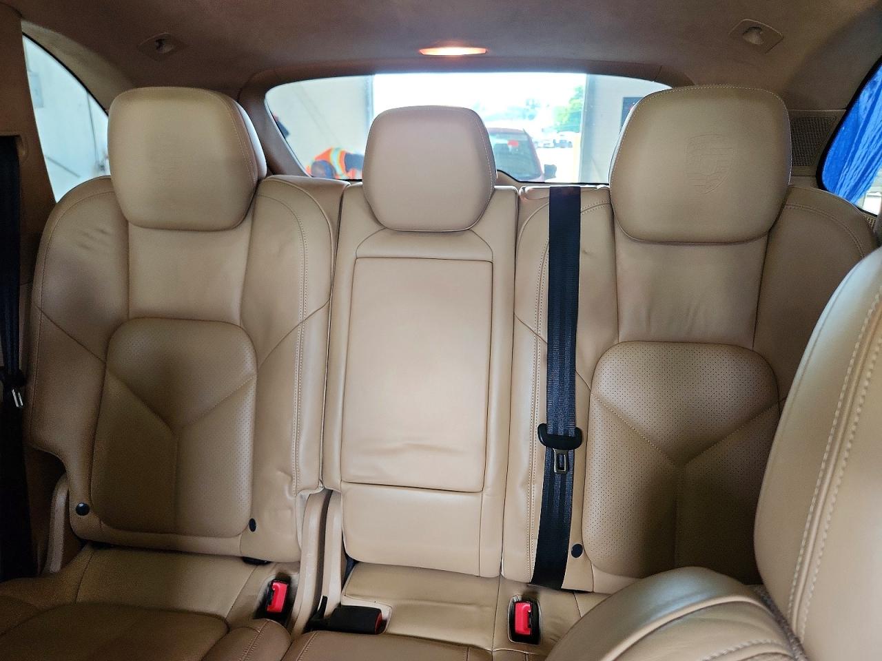 2013 PORSCHE CAYENNE Turbo