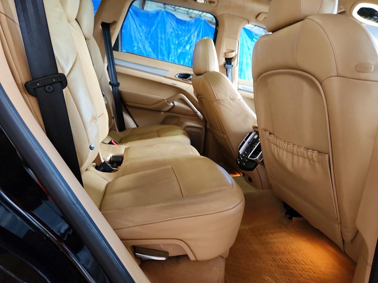 2013 PORSCHE CAYENNE Turbo