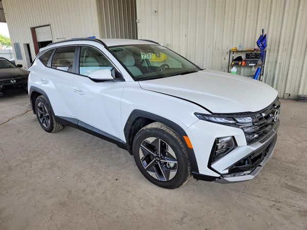 2026 HYUNDAI TUCSON SEL, SEL Plus