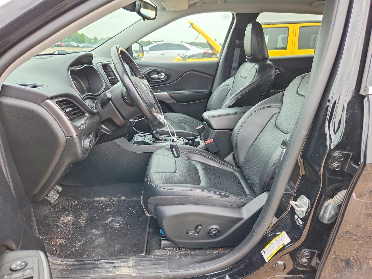 2021 JEEP CHEROKEE LATITUDE LUX 4X2