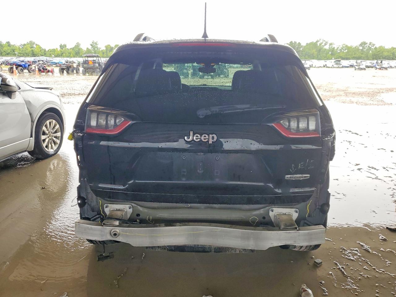 2021 JEEP CHEROKEE LATITUDE LUX 4X2