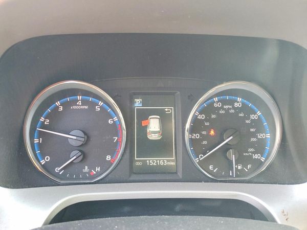 2016 TOYOTA RAV4 XLE (M Grade)