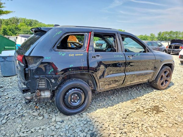 2018 JEEP GRAND CHEROKEE Laredo