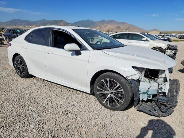 2020 TOYOTA CAMRY