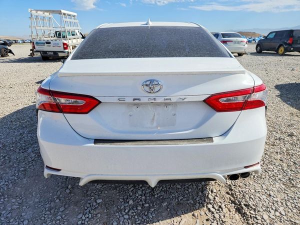 2020 TOYOTA CAMRY