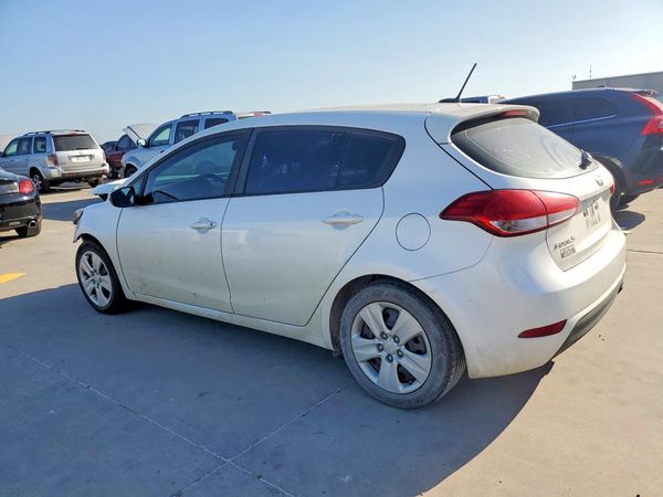2016 KIA FORTE GL (Middle-Low Grade)