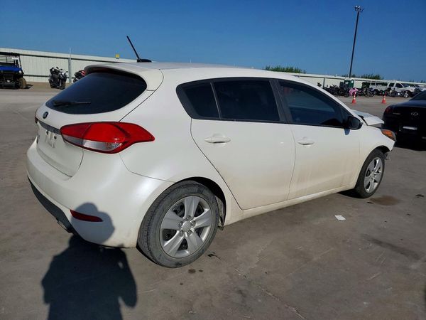 2016 KIA FORTE GL (Middle-Low Grade)