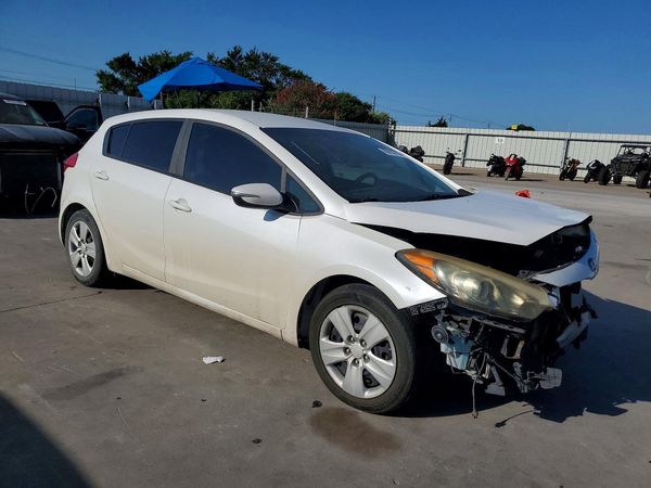 2016 KIA FORTE GL (Middle-Low Grade)
