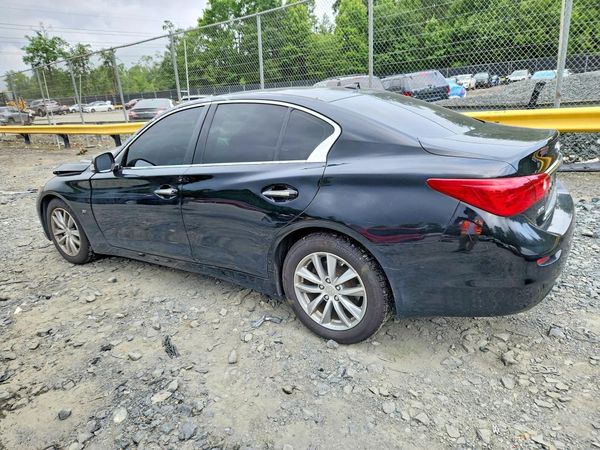 2015 INFINITI Q50