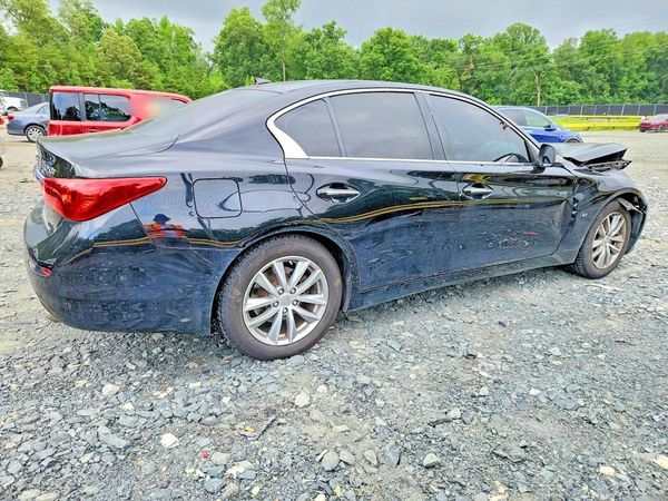 2015 INFINITI Q50