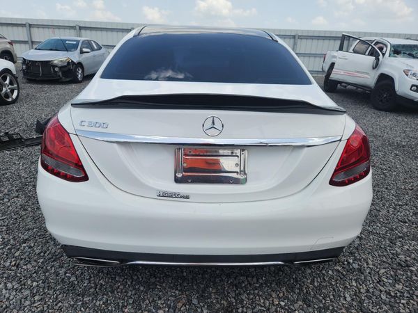 2017 MERCEDES-BENZ C C300